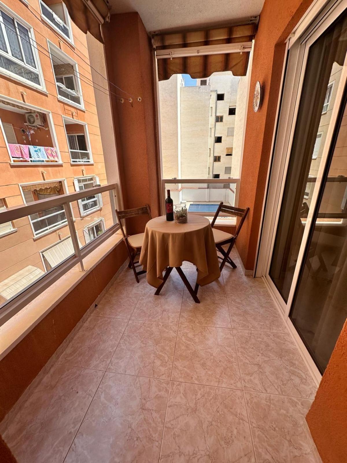Torrevieja Precioso Apto En Calle San Pascual Con Piscina Cerca De Todos Los Servicios Eksteriør bilde